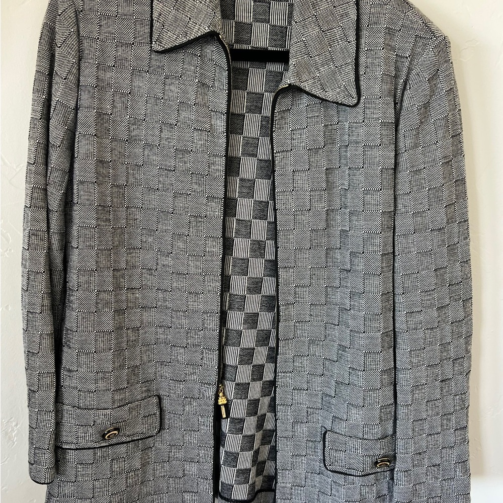 Gray Checkered Long jacket and skirt set